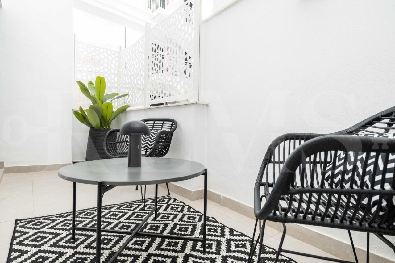 Modern Apartment With Patio & Parking By Rems 말라가 외부 사진